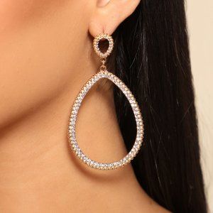 Own Your Class Drop Earrings - Gold